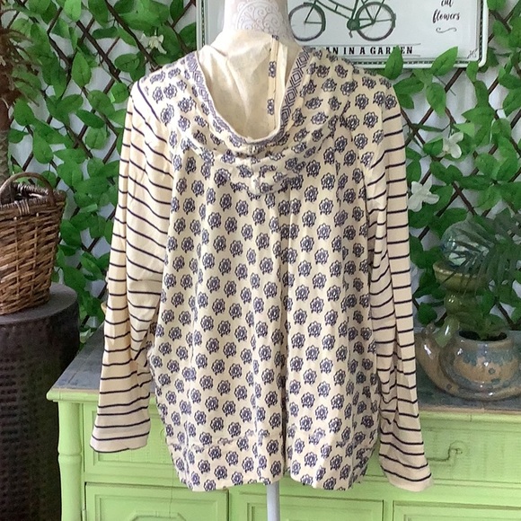 Lucky Brand Sweatshirt Hoodie - Picture 4 of 5